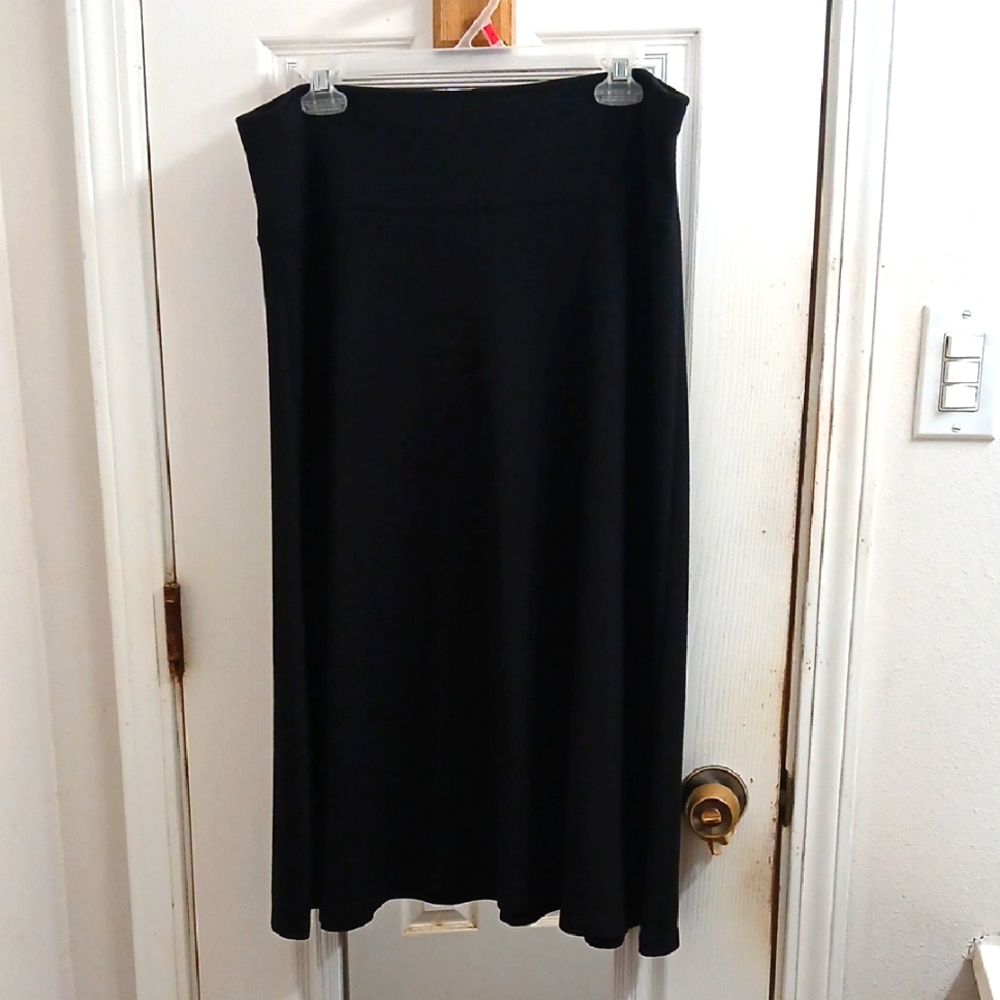 Black Midi Skirt Size M